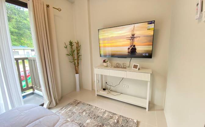 Condo for Sale Tagaytay City, Cavite, Calabarzon. Photo#2 Condo for Sale Tagaytay City, Cavite, Calabarzon. Photo#2