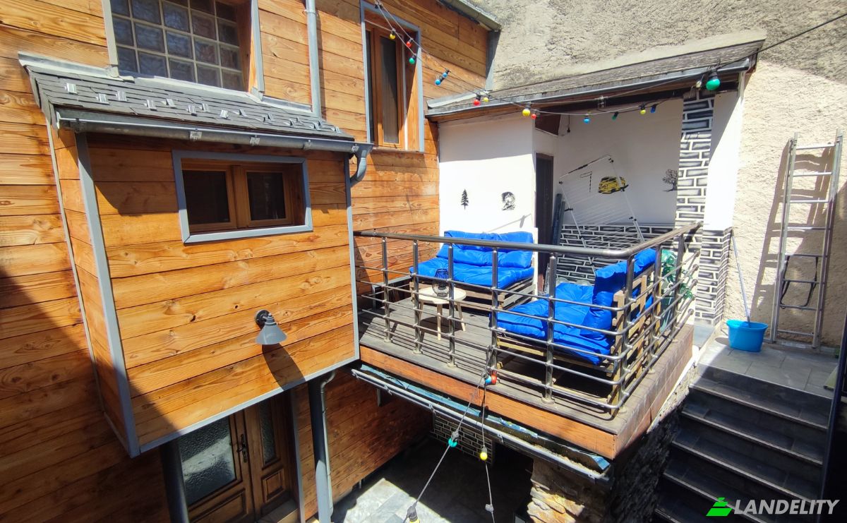 Townhouse for Sale 19 Pl Gabriel Rouy, 31110 Bagneres-de-Luchon, Bagneres-de-Luchon, Haute-Garonne, Occitanie, France. Photo 4