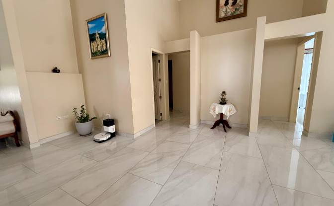 Villa for Sale Bellavista 090708, Guayaquil. Photo#21 Villa for Sale Bellavista 090708, Guayaquil. Photo#21