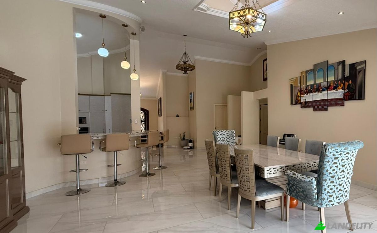 Villa for Sale Bellavista 090708, Guayaquil, Guayas, Ecuador. Photo 11