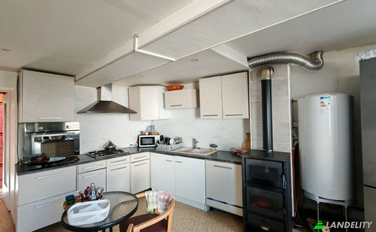 Single Family Home for Sale 20 Rte de Bourbon, 58250 La Nocle-Maulaix, La Nocle-Maulaix, Nievre, Bourgogne-Franche-Comte, France. Photo 3