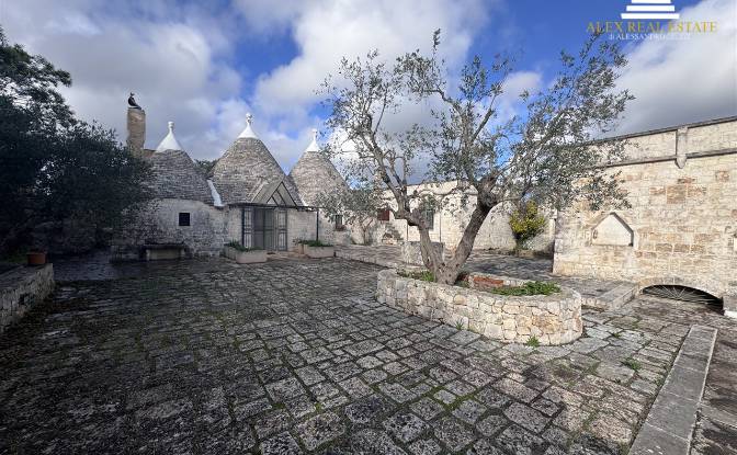 Villa for Sale Contrada S Salvatore. Photo#5 Villa for Sale Contrada S Salvatore. Photo#5