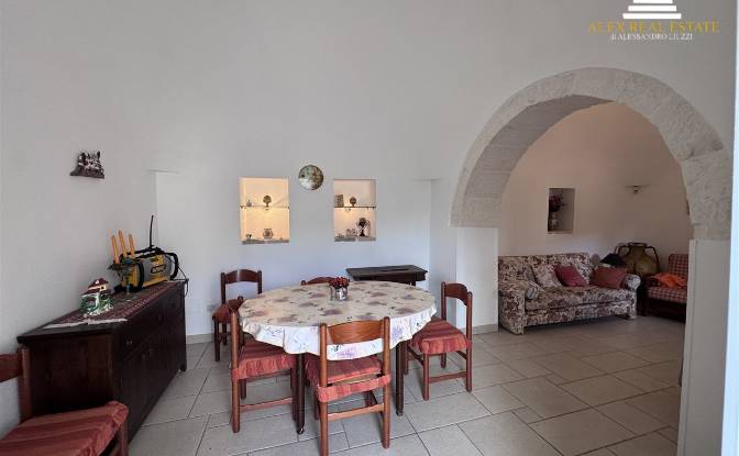 Villa for Sale Contrada S Salvatore. Photo#9 Villa for Sale Contrada S Salvatore. Photo#9