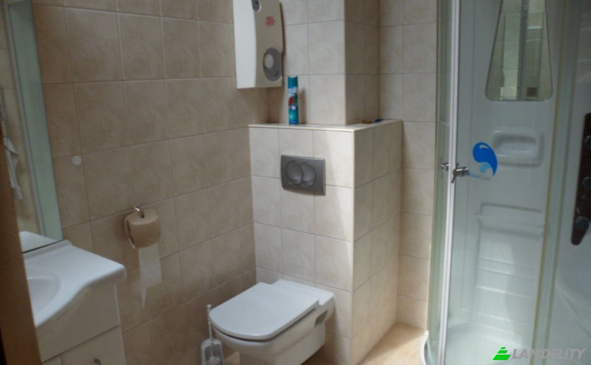 Single Family Home for Sale BronisLawa Czecha 4B, 04-555 Warszawa, Warsaw, Masovian Voivodeship, Poland. Photo 9