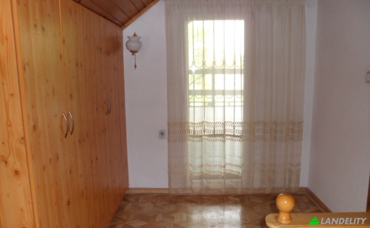 Single Family Home for Sale BronisLawa Czecha 4B, 04-555 Warszawa, Warsaw, Masovian Voivodeship, Poland. Photo 3
