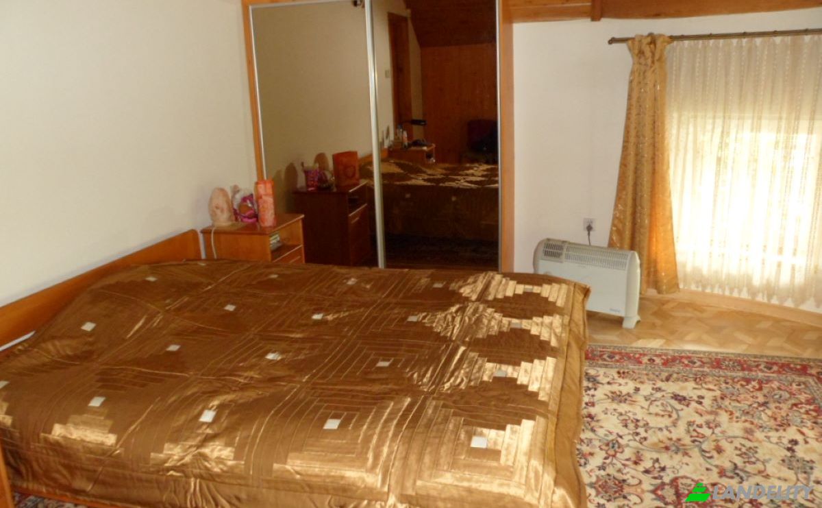 Single Family Home for Sale BronisLawa Czecha 4B, 04-555 Warszawa, Warsaw, Masovian Voivodeship, Poland. Photo 5