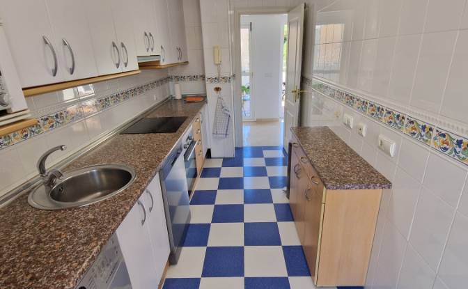 Apartment for Sale C Jose Orbaneja, Calahonda. Photo#14 Apartment for Sale C Jose Orbaneja, Calahonda. Photo#14