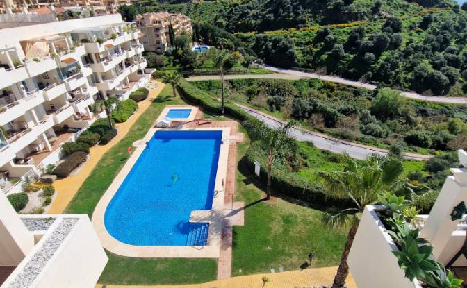 Apartment for Sale - Sitio de Calahonda, Spain