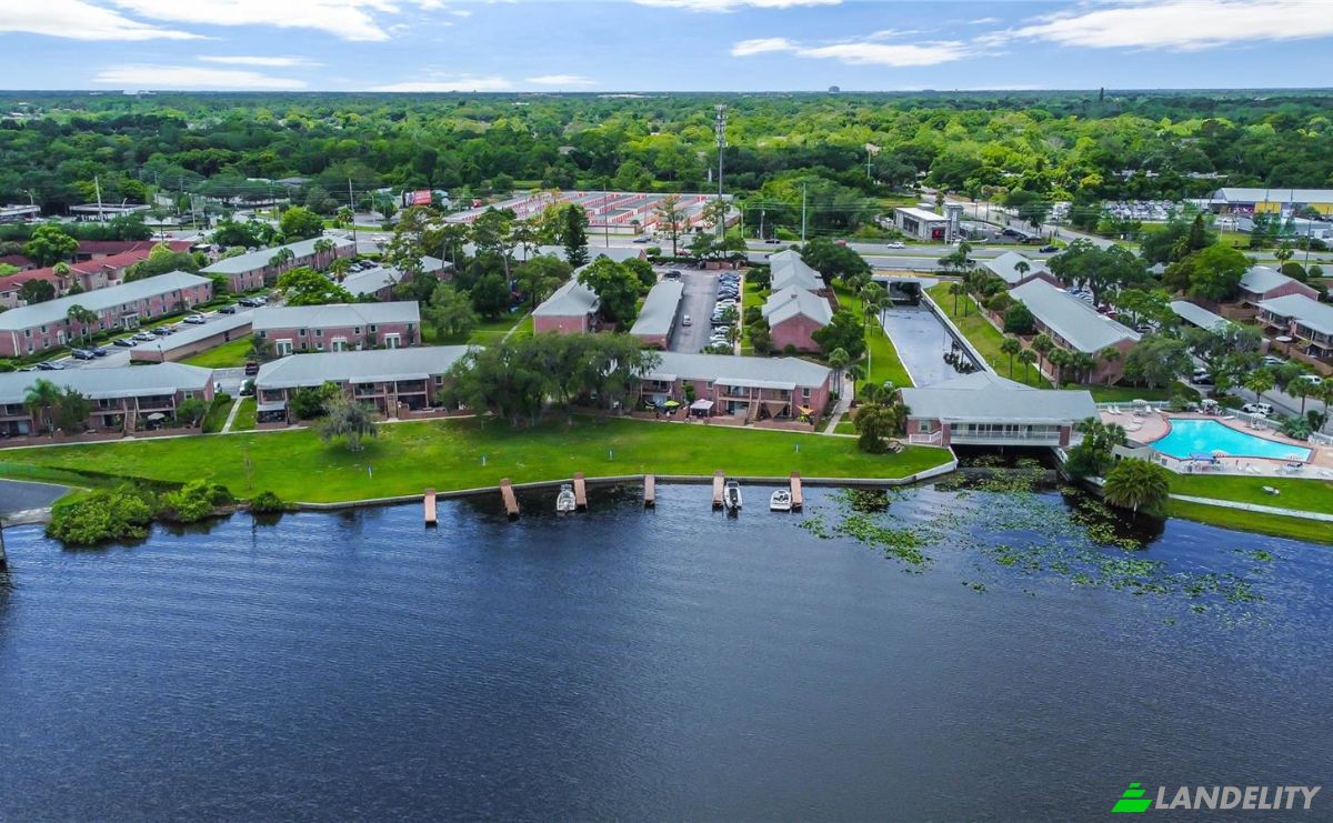 Townhouse for Sale 520 Georgetown Dr, Casselberry, Seminole County, Florida, United States, FL 32707, USA. Photo 11