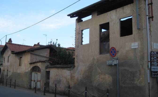 Casa a schiera in vendita - Lozzolo, Italia