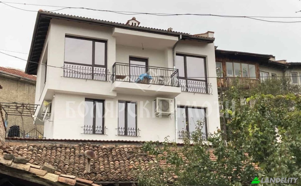 Rijtjeshuis Te koop gk Varusha, north, ul Panayot Tipografov 52, 5000 Veliko Tarnovo, Veliko Tarnovo, Veliko Tarnovo Municipality, Veliko Tarnovo Province, Bulgaria. Foto 1