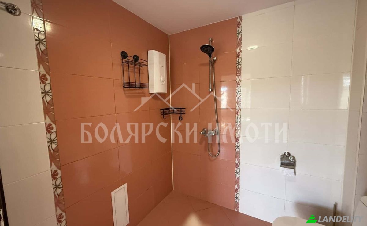 Rijtjeshuis Te koop gk Varusha, north, ul Panayot Tipografov 52, 5000 Veliko Tarnovo, Veliko Tarnovo, Veliko Tarnovo Municipality, Veliko Tarnovo Province, Bulgaria. Foto 18