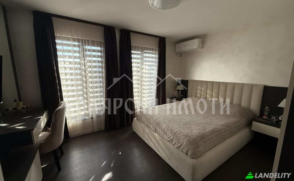 Rijtjeshuis Te koop gk Varusha, north, ul Panayot Tipografov 52, 5000 Veliko Tarnovo, Veliko Tarnovo, Veliko Tarnovo Municipality, Veliko Tarnovo Province, Bulgaria. Foto 7
