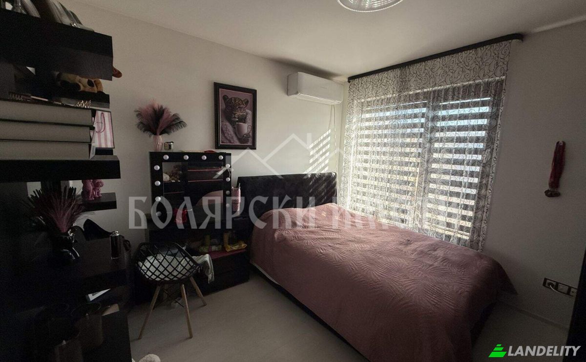 Rijtjeshuis Te koop gk Varusha, north, ul Panayot Tipografov 52, 5000 Veliko Tarnovo, Veliko Tarnovo, Veliko Tarnovo Municipality, Veliko Tarnovo Province, Bulgaria. Foto 9