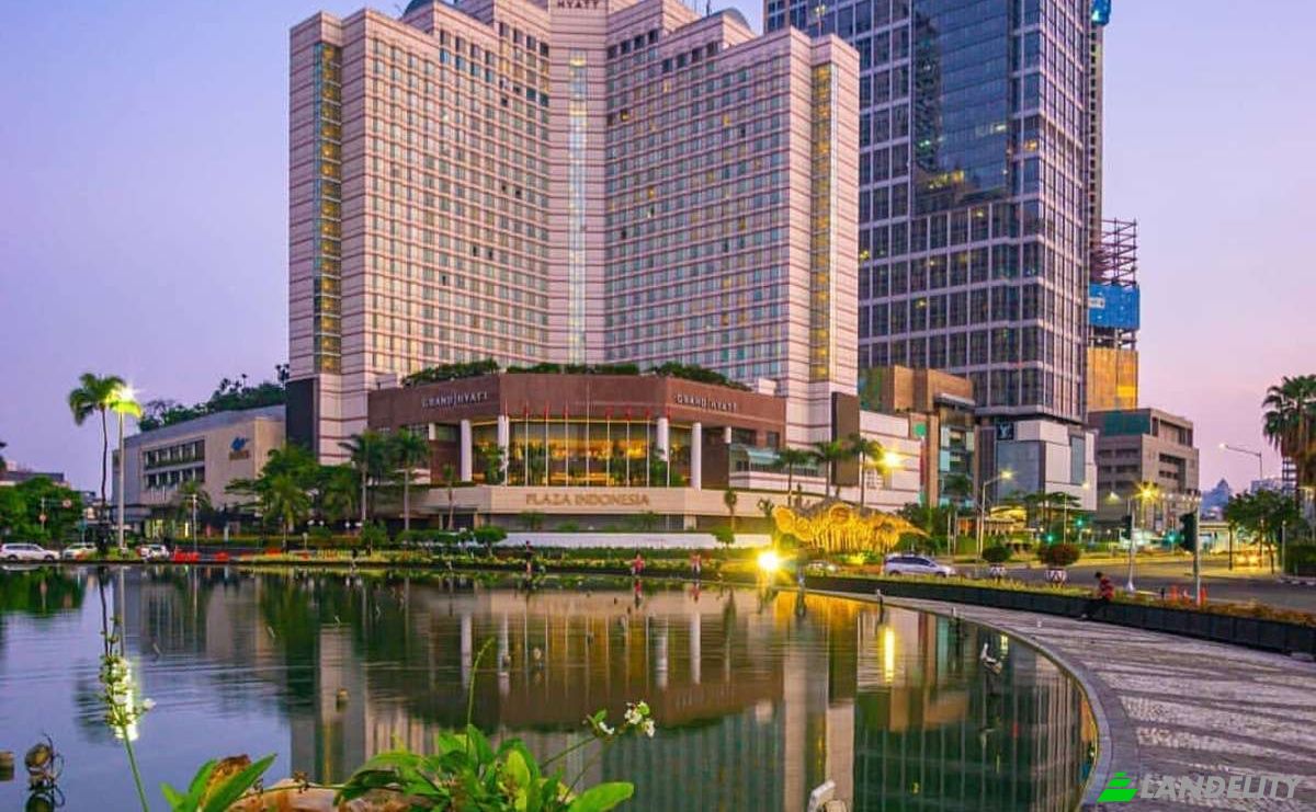 Hotel for Sale Plaza Indonesia Level 1, RT9 RW5, Gondangdia, Kec Menteng, Kota Jakarta Pusat, Daerah Khusus Ibukota Jakarta 10350, Central Jakarta, Central Jakarta City, Jakarta, Indonesia. Photo 3