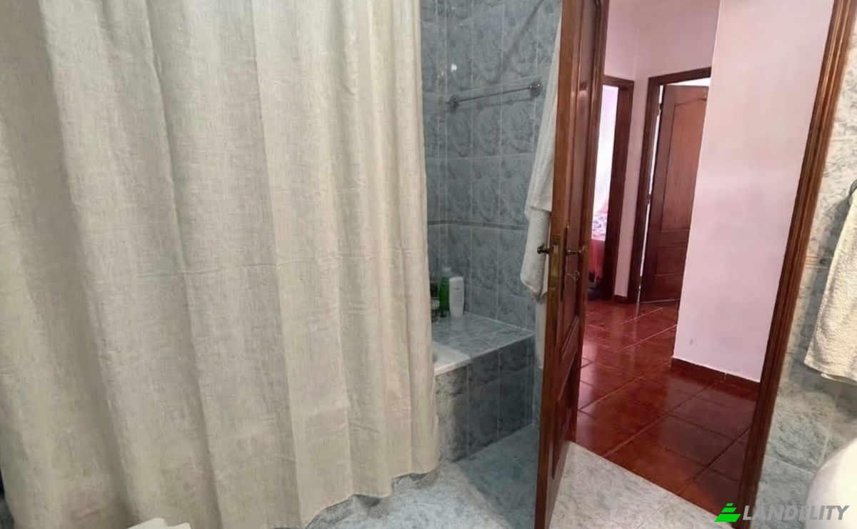 Apartment for Sale R Conselheiro Dr Vicente Ferrer 55, 3200-372, Lousa, Coimbra District, Portugal. Photo 5