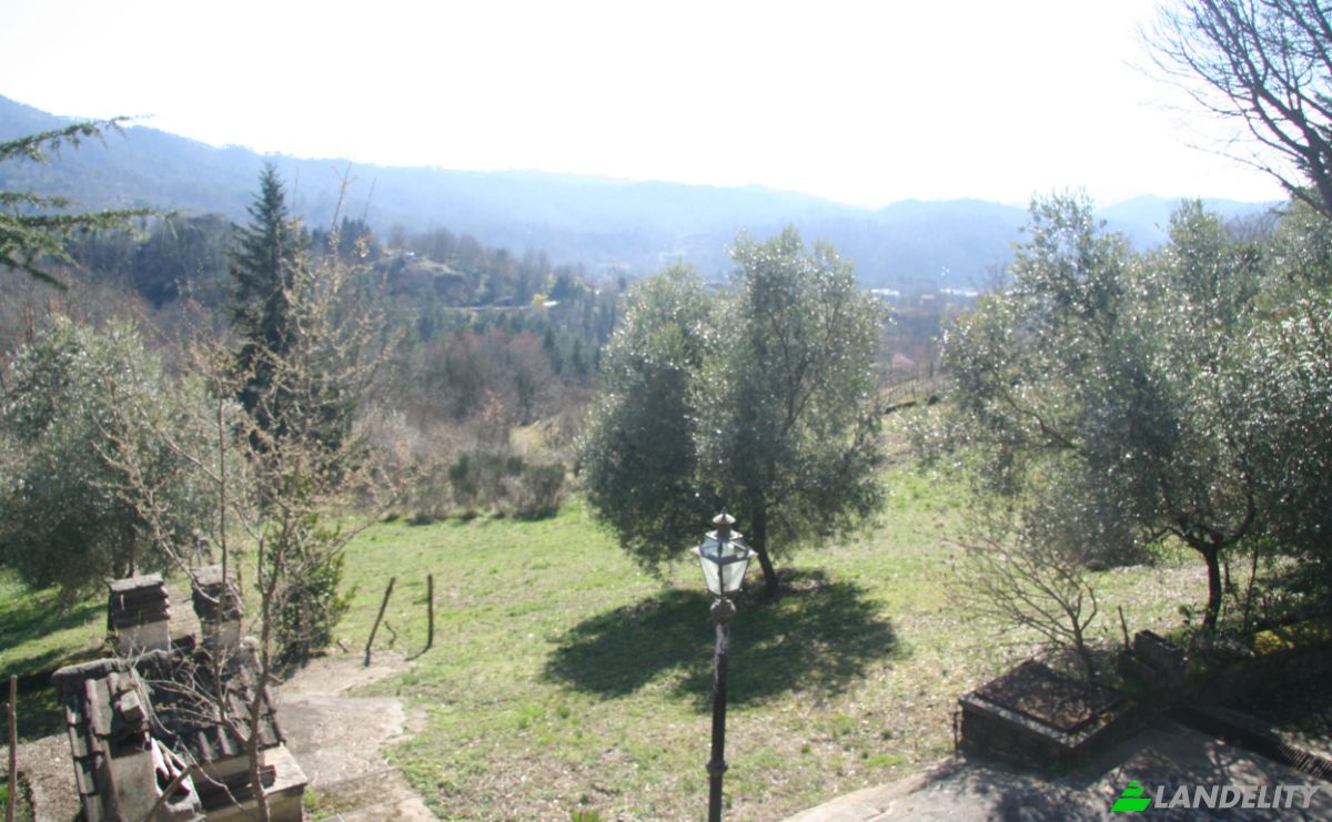 Villa for Sale Case Sparse Calcinara, 19020 Sesta Godano SP, Sesta Godano, Province of La Spezia, Liguria, Italy. Photo 3