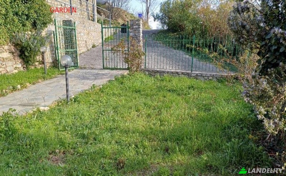 Apartment for Sale Via Costiglione, 17032 Chiesa SV, Chiesa, Province of Savona, Liguria, Italy. Photo 9