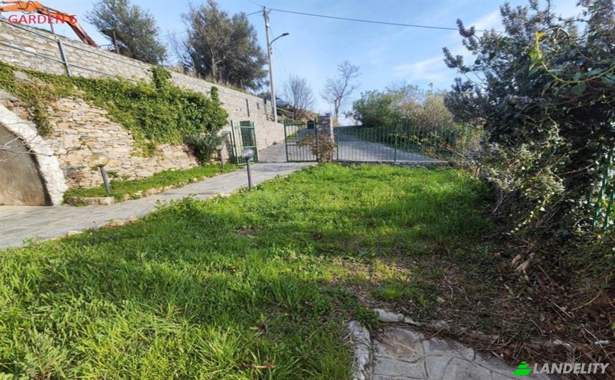 Apartment for Sale Via Costiglione, 17032 Chiesa SV, Chiesa, Province of Savona, Liguria, Italy. Photo 11