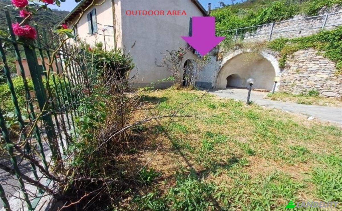 Apartment for Sale Via Costiglione, 17032 Chiesa SV, Chiesa, Province of Savona, Liguria, Italy. Photo 18