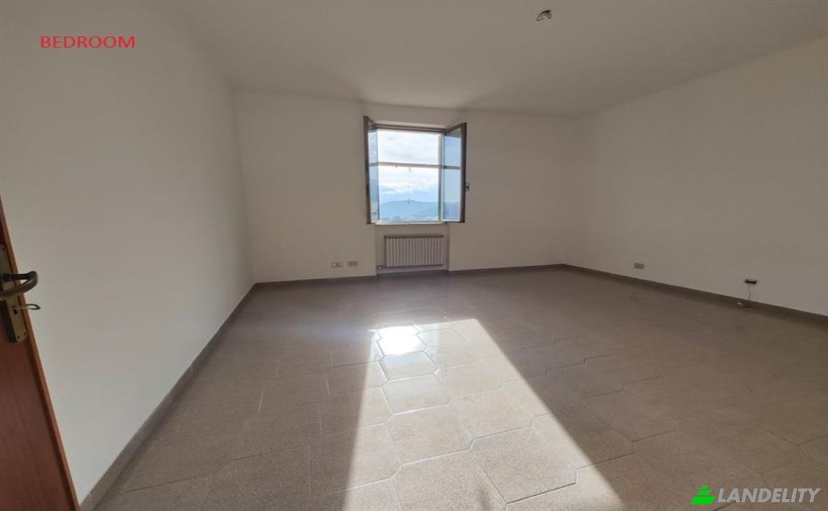 Apartment for Sale Via Costiglione, 17032 Chiesa SV, Chiesa, Province of Savona, Liguria, Italy. Photo 4