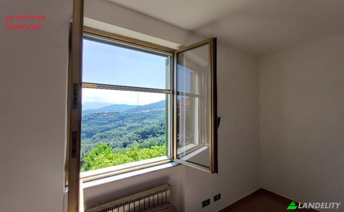 Apartment for Sale Via Costiglione, 17032 Chiesa SV, Chiesa, Province of Savona, Liguria, Italy. Photo 6