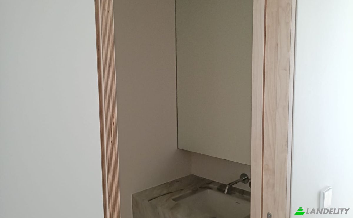 Apartment for Rent Av Santos Dumont 46, 1050-223 Lisboa, Lisbon, Portugal. Photo 15