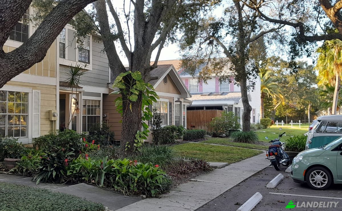 Townhouse for Sale 947 Hamilton Ct, Palm Harbor, Pinellas County, Florida, United States, FL 34683, USA. Photo 15