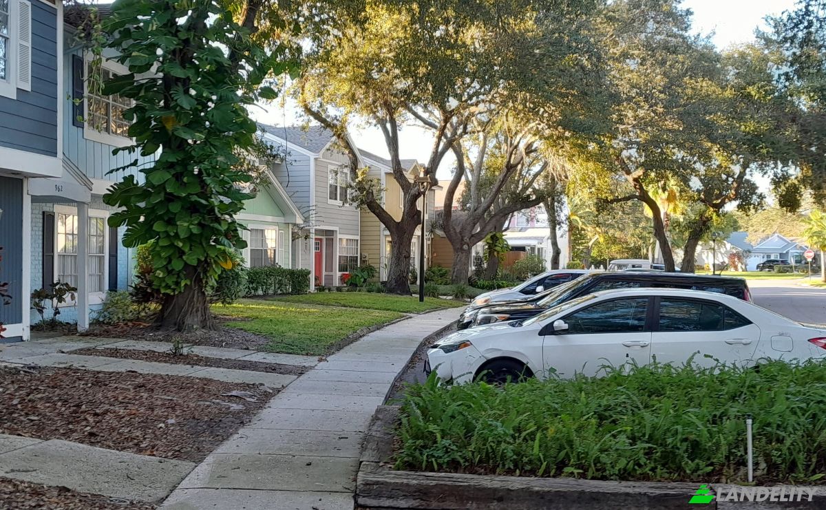 Townhouse for Sale 947 Hamilton Ct, Palm Harbor, Pinellas County, Florida, United States, FL 34683, USA. Photo 18