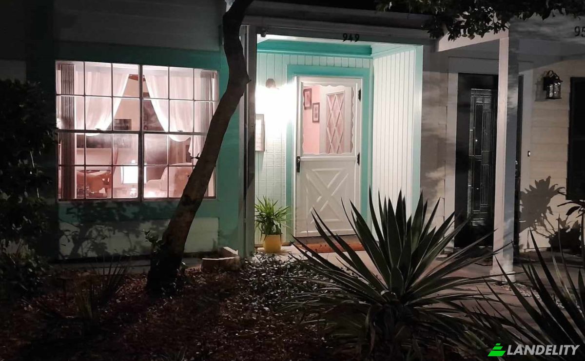 Townhouse for Sale 947 Hamilton Ct, Palm Harbor, Pinellas County, Florida, United States, FL 34683, USA. Photo 12