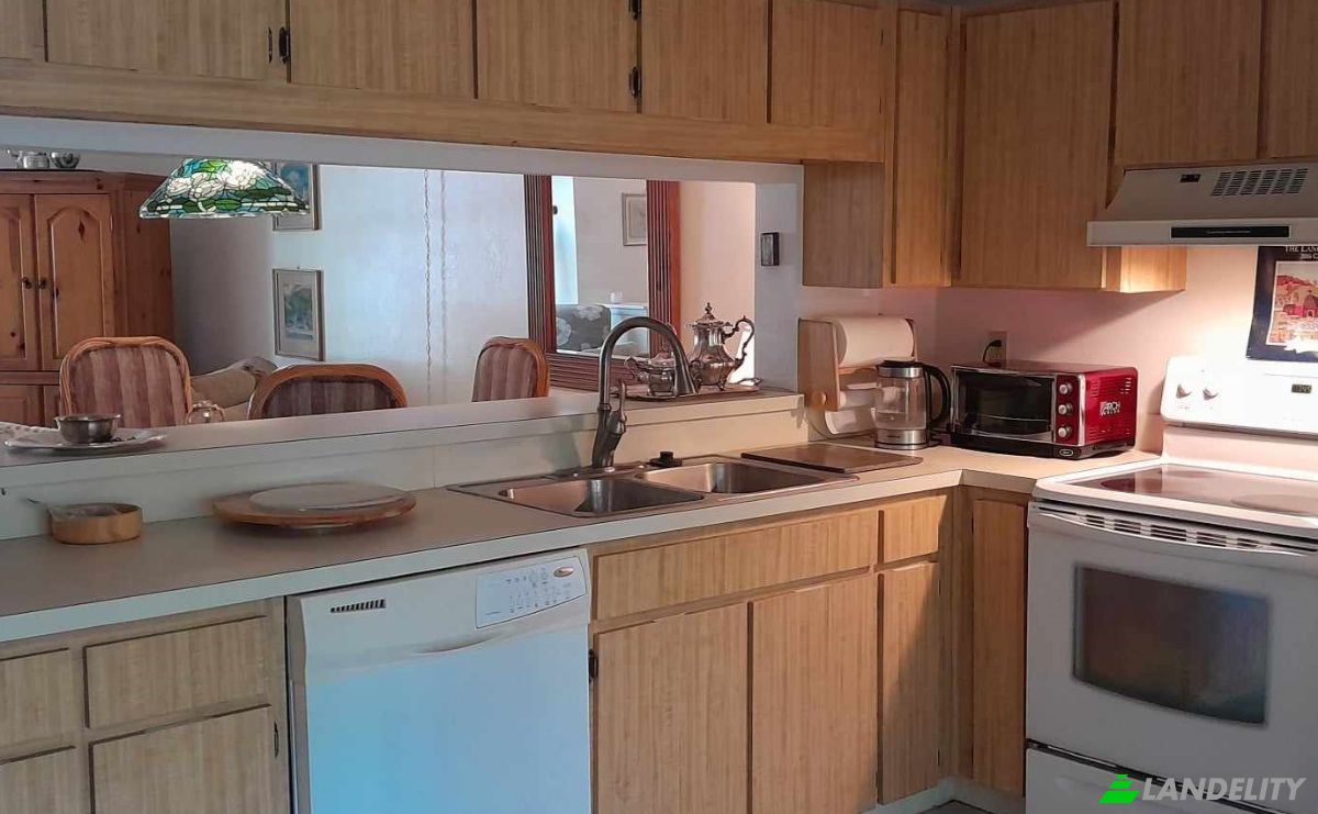 Townhouse for Sale 947 Hamilton Ct, Palm Harbor, Pinellas County, Florida, United States, FL 34683, USA. Photo 8