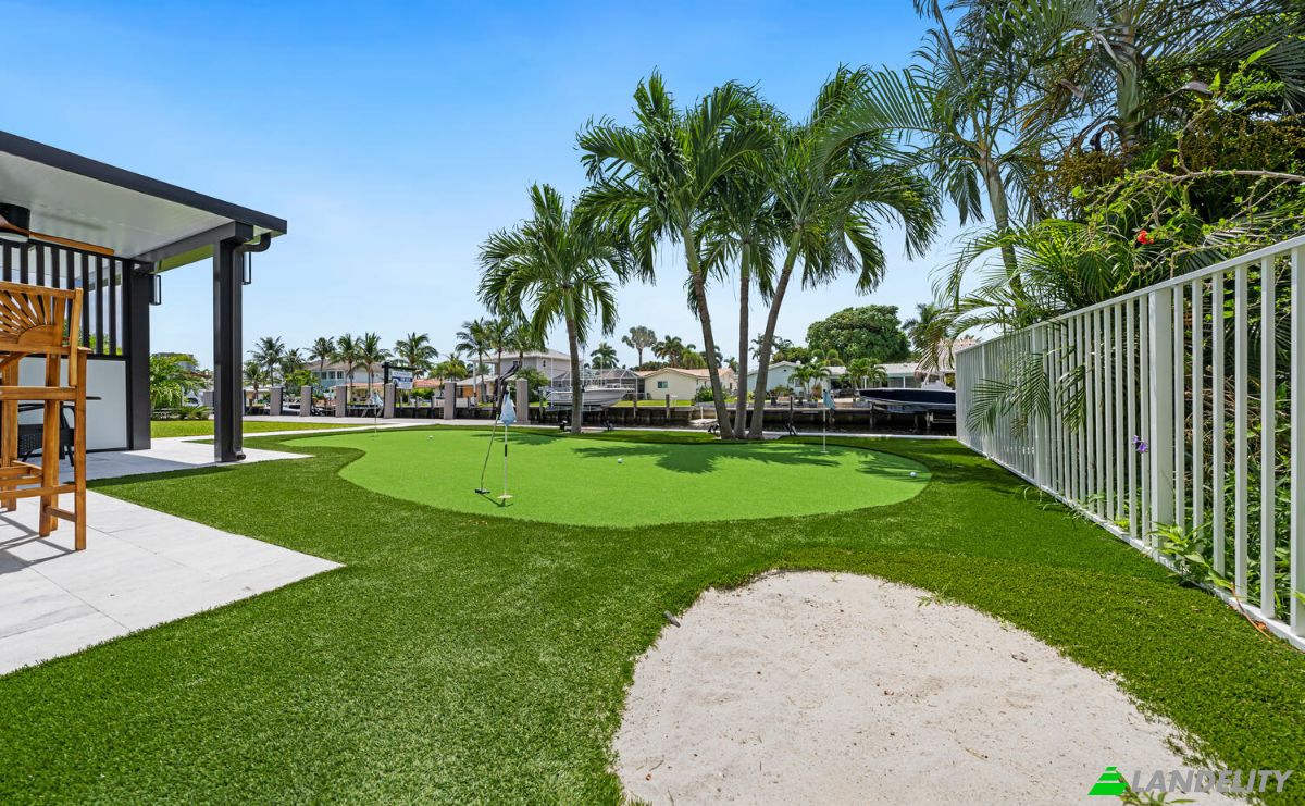 Single Family Home for Sale 2712 NE 12th St, Pompano Beach, Broward County, Florida, United States, FL 33062, USA. Photo 13