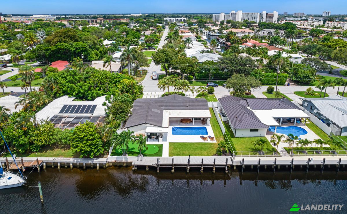 Single Family Home for Sale 2712 NE 12th St, Pompano Beach, Broward County, Florida, United States, FL 33062, USA. Photo 4