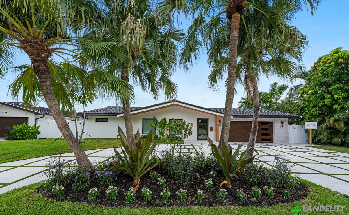 Single Family Home for Sale 2712 NE 12th St, Pompano Beach, Broward County, Florida, United States, FL 33062, USA. Photo 8