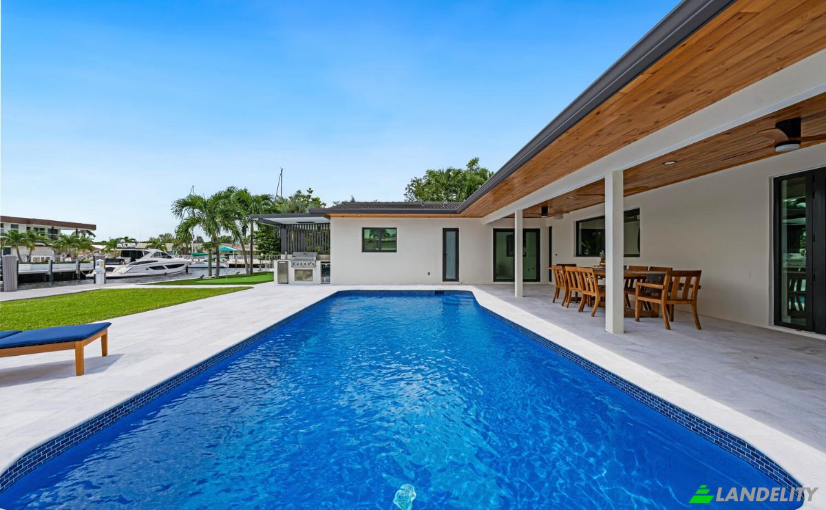 Single Family Home for Sale 2712 NE 12th St, Pompano Beach, Broward County, Florida, United States, FL 33062, USA. Photo 9