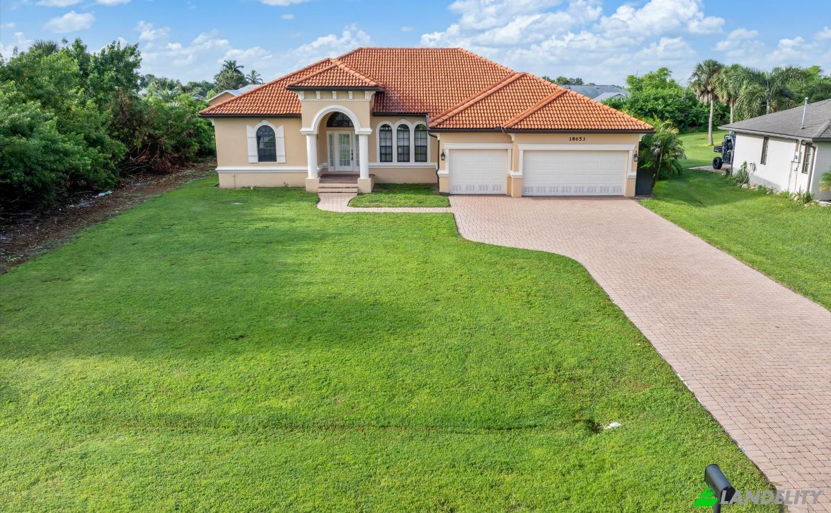 Maison unifamiliale à vendre 18653 Ohara Dr, Port Charlotte, Charlotte County, Florida, United States, FL 33948, USA. Photo 1