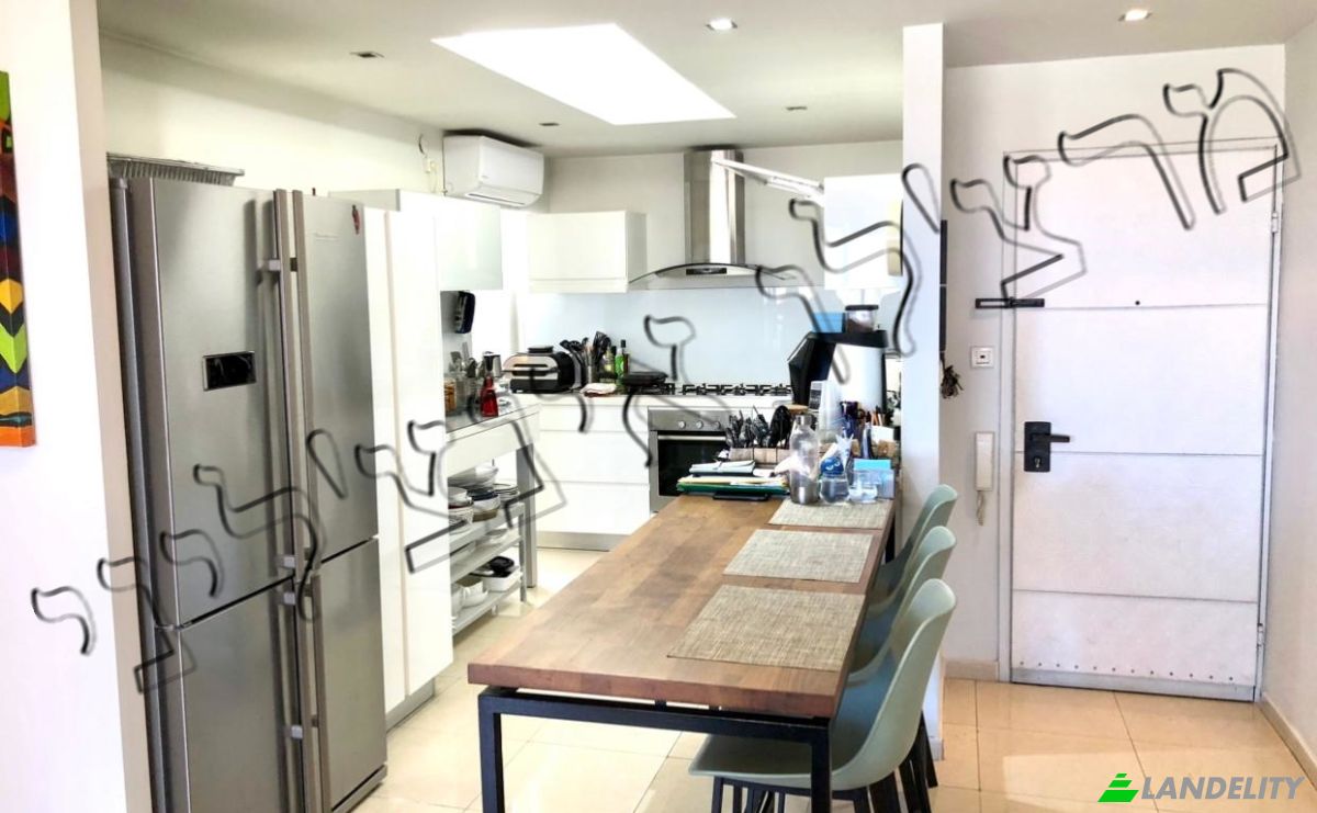 Apartment for Sale Maalot St 5, Holon, Ezor Holon, Center District, Israel. Photo 6