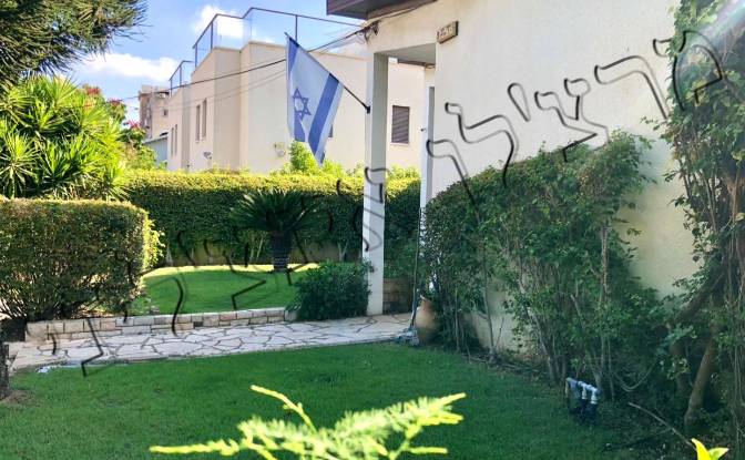 Casa de una sola familia en venta YL Perets St 9. Foto#11