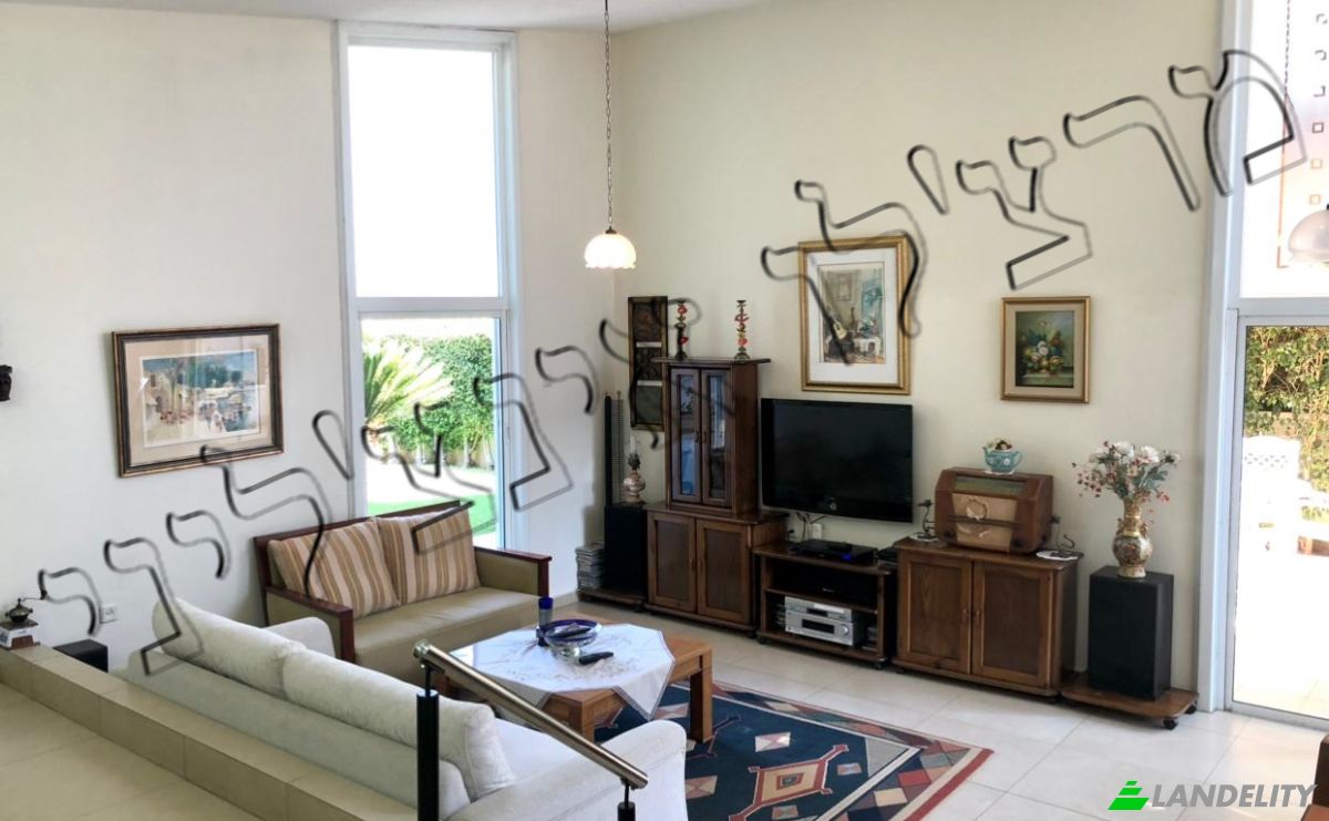 Casa de una sola familia en venta YL Perets St 9, Petah Tikva, Petach Tikva, Center District, Israel. Foto 4