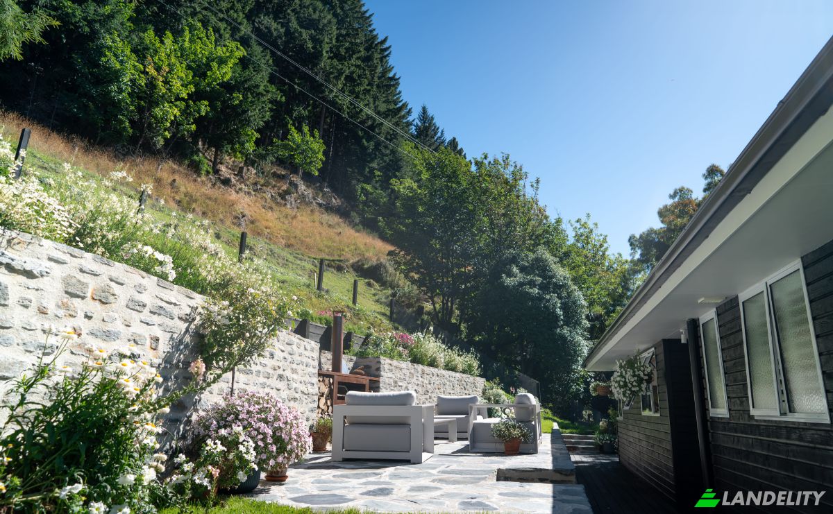 Single Family Home for Sale 54 Huff Street, Queenstown 9300, Queenstown, Queenstown-Lakes District, Otago Region, New Zealand. Photo 3