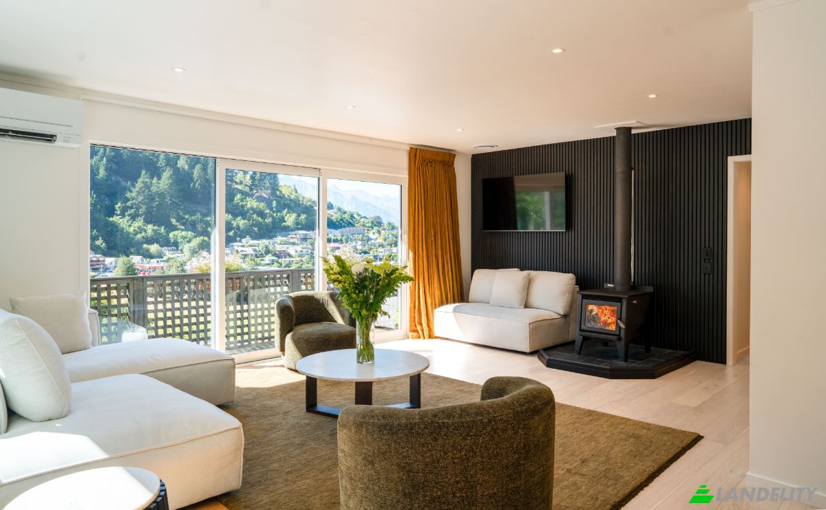 Single Family Home for Sale 54 Huff Street, Queenstown 9300, Queenstown, Queenstown-Lakes District, Otago Region, New Zealand. Photo 4