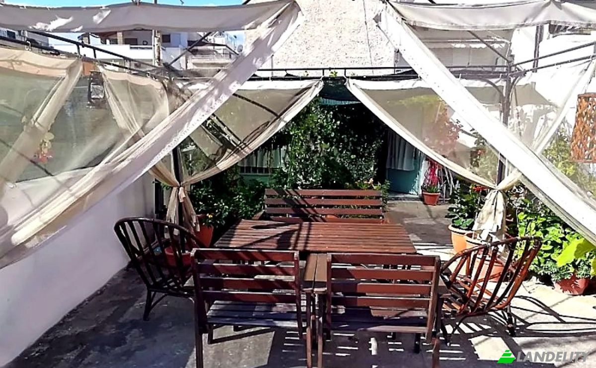 Single Family Home for Sale Thoukididou 26, Pireas 185 38, Piraeus, Attica, Decentralized Administration of Attica, Greece. Photo 8