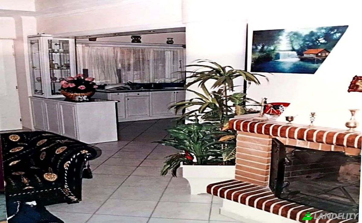 Single Family Home for Sale Thoukididou 26, Pireas 185 38, Piraeus, Attica, Decentralized Administration of Attica, Greece. Photo 3