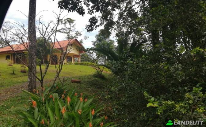 Casa de una sola familia en venta Vía sin nombre. Foto#13