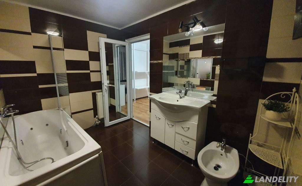Single Family Home for Sale Strada Vasile Lupu, Curtea de Arges 115300, Curtea de Arges, Arges, Romania. Photo 15