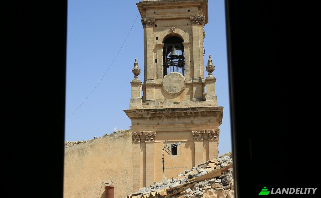 Single Family Home for Sale Via Principe di Carignano, 97013 Comiso RG, Comiso, Free municipal consortium of Ragusa, Sicily, Italy. Photo 11