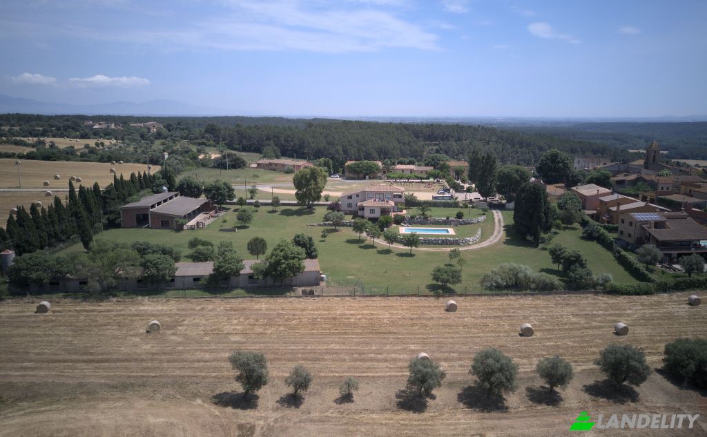 Single Family Home for Sale Carrer Comes, Santa Eulalia, Palau de Santa Eulalia, Girona, Catalonia, Spain. Photo 10