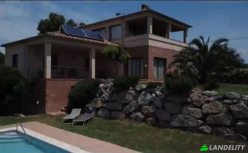 Single Family Home for Sale Carrer Comes, Santa Eulalia, Palau de Santa Eulalia, Girona, Catalonia, Spain. Photo 6