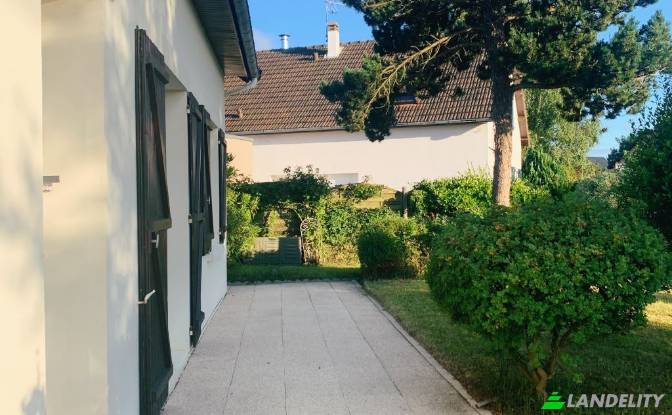 Single Family Home for Sale Lot du Charonnet. Photo#20