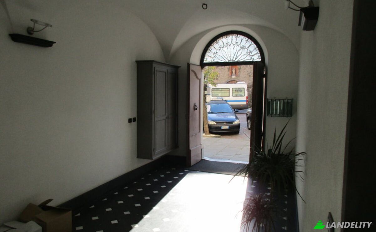 Apartamento à venda Piazza V Emanuele, 19028 Varese Ligure SP, Varese Ligure, Province of La Spezia, Liguria, Italy. foto 3